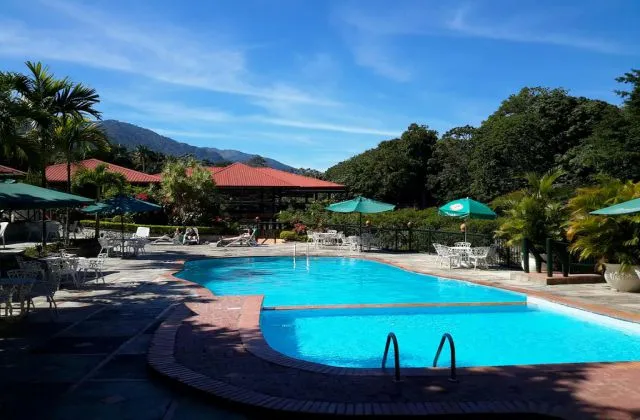 Jarabacoa River Club piscine